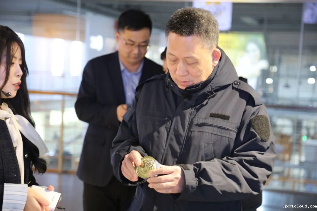 华兴宠物